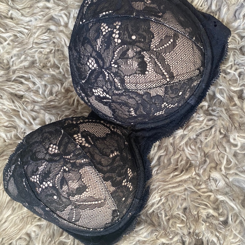 Strapless bra